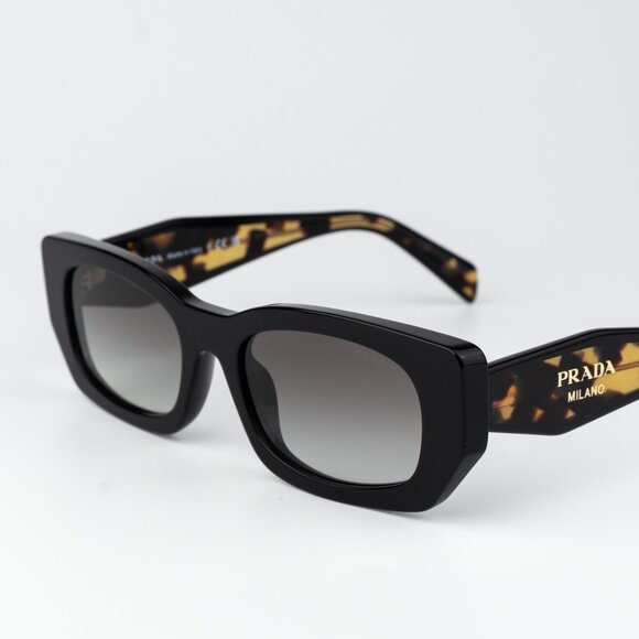 Prada Women Sunglasses Black Rectangle PRB05S 3890A7 NEW AUTHENTIC - Picture 5 of 12